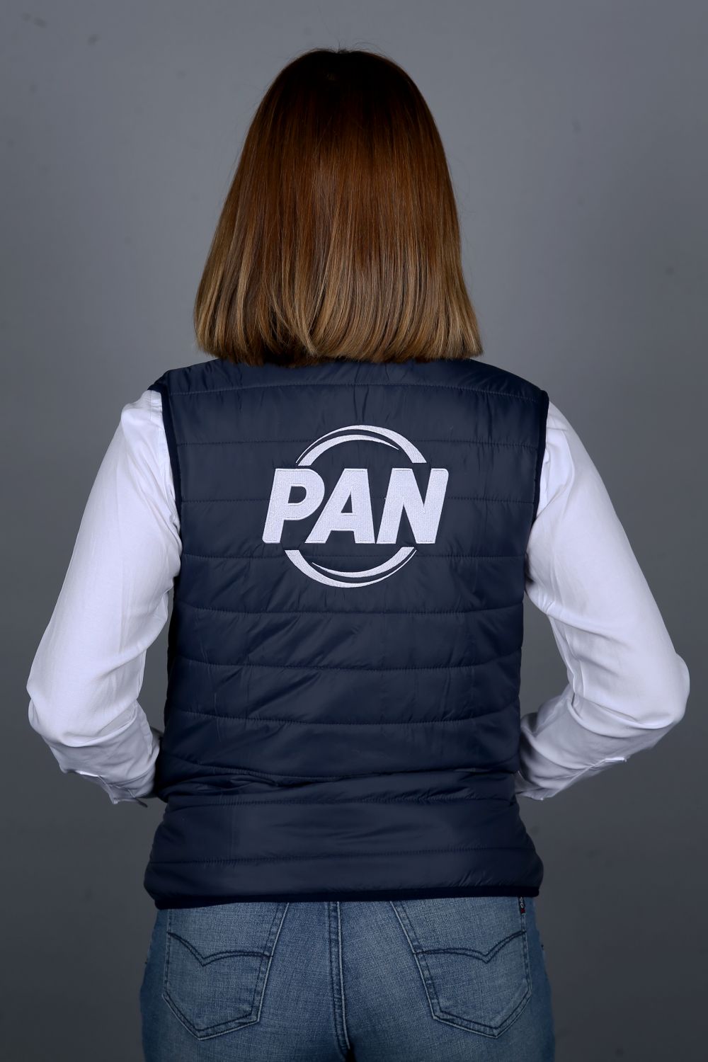 Chaleco capitonado dama nuevo logo